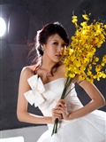 Studio Photo] Jill Weiting's white wedding dress(9)